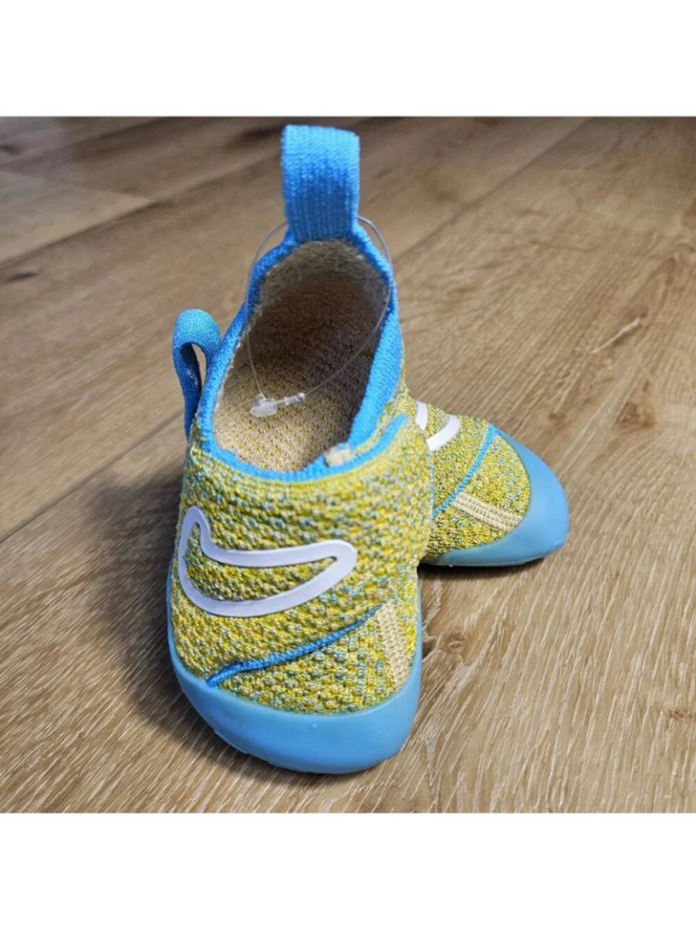 Nike Swoosh 1 TD Infant Flyknit Shoes Team Gold Sail Blue Sz 4C FB3244-700 NWOB